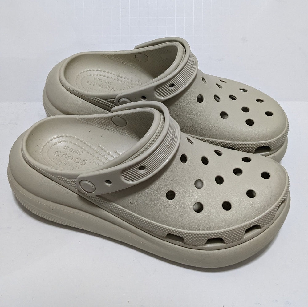 CROCS Classic Cream Clogs